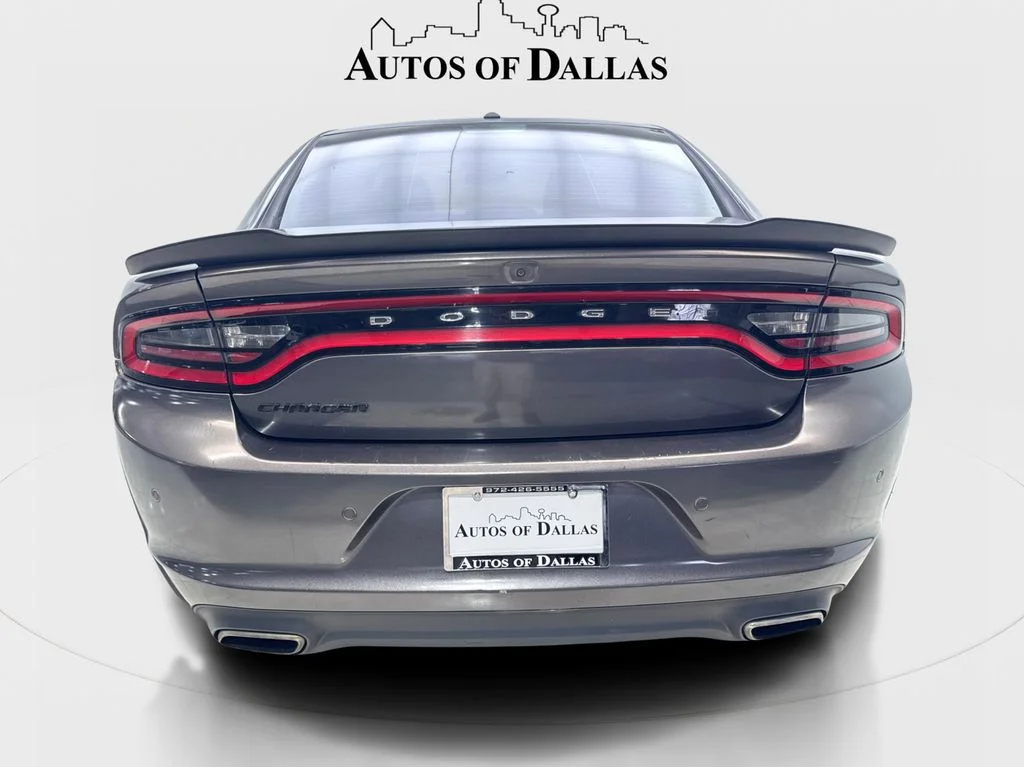 Used 2018 Gray Dodge SXT image 7