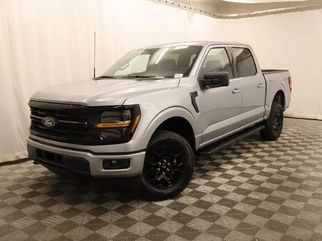 New 2026 Iconic Silver Metallic Ford XLT image 19