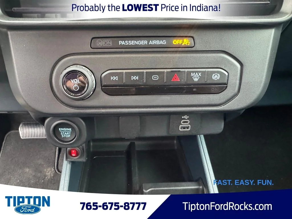New 2025 Shadow Black Ford XLT image 11