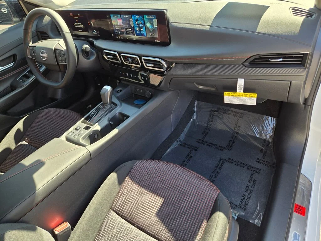 New 2027 Aspen White TriCoat / Super Black Two-tone Nissan SR image 23