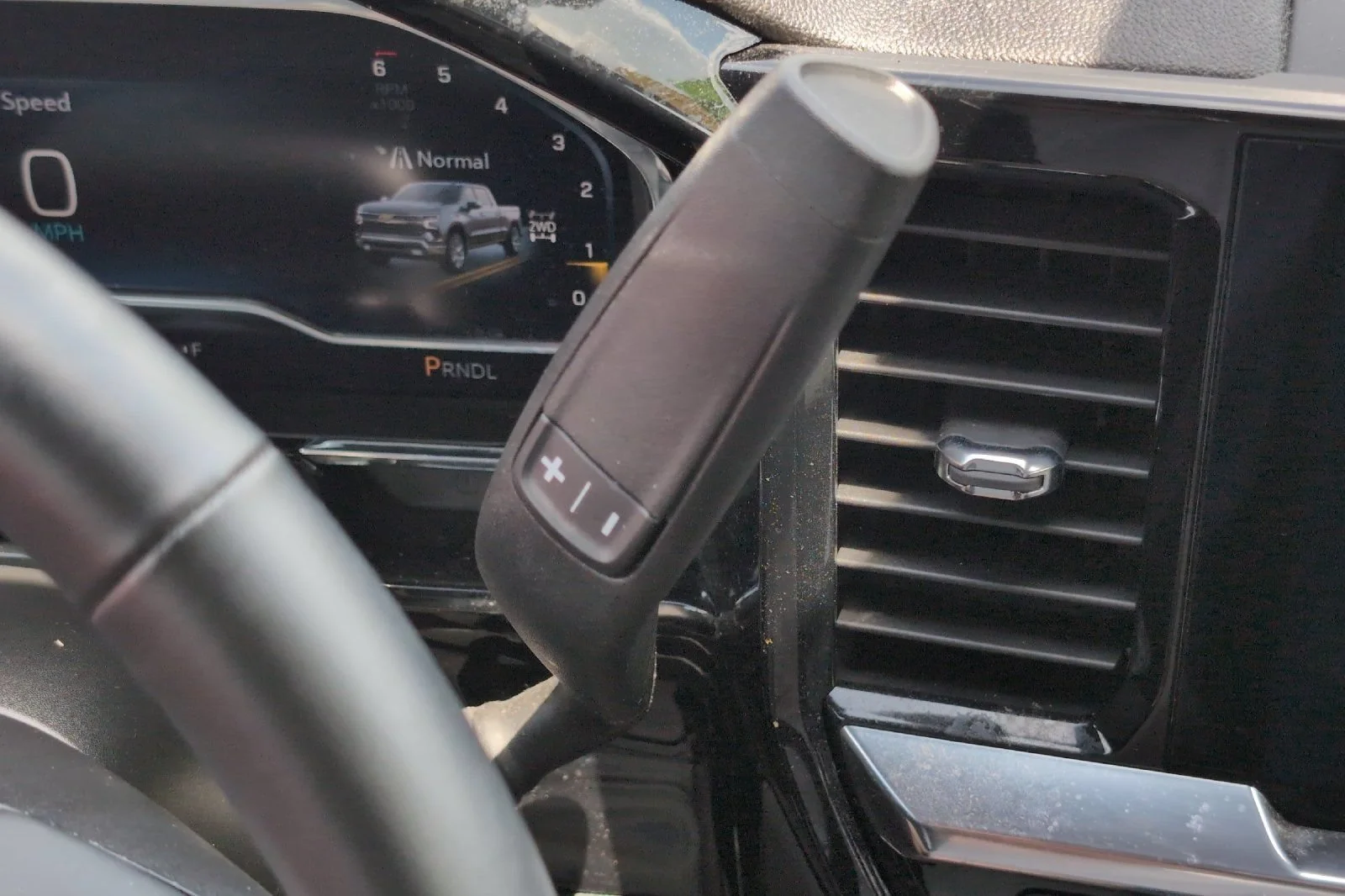 Used 2024 Lakeshore Blue Metallic Chevrolet LT (2FL) image 22