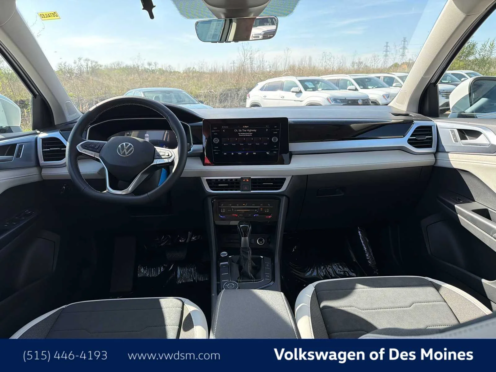 New 2026 Pure White Volkswagen SE image 10