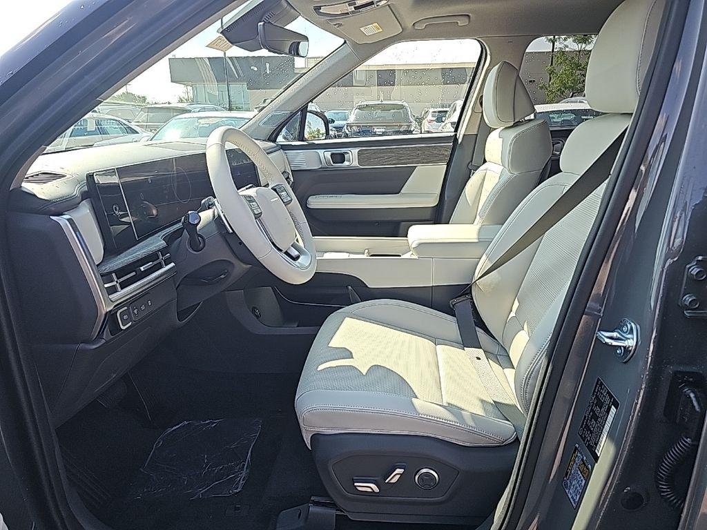 2026 Hyundai Santa Fe Limited - Photo 9