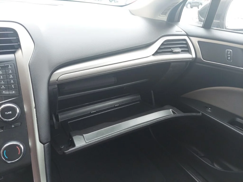 Certified Used 2018 Gray Ford S image 30