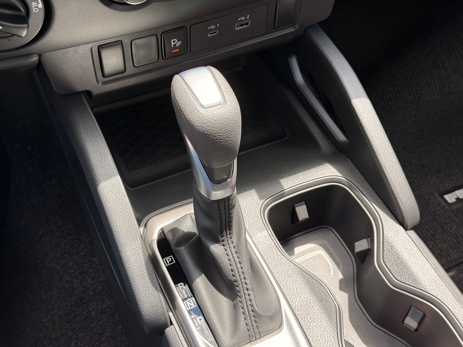 New 2026 Glacier White Nissan King Cab® S image 19