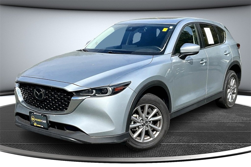 2023 Mazda CX-5 2.5 S Preferred photo 2