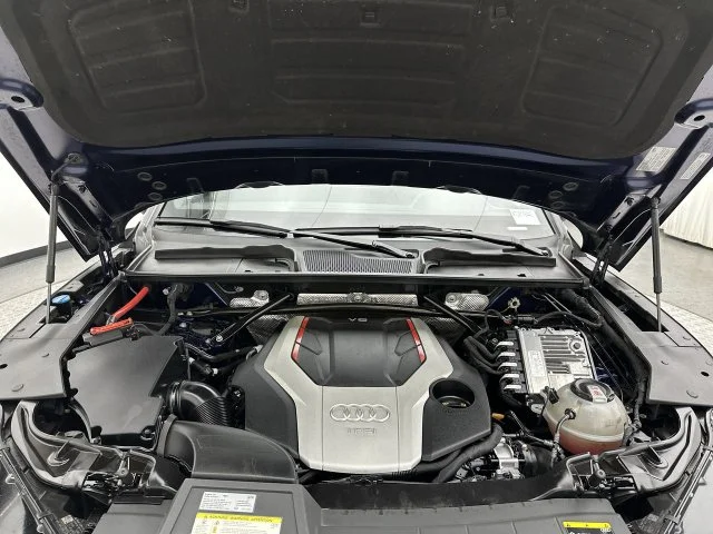 Used 2018 Blue Audi 3.0T Premium Plus image 26