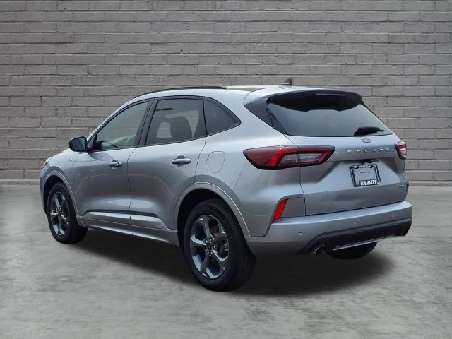Used 2023 Silver Ford ST-Line image 15