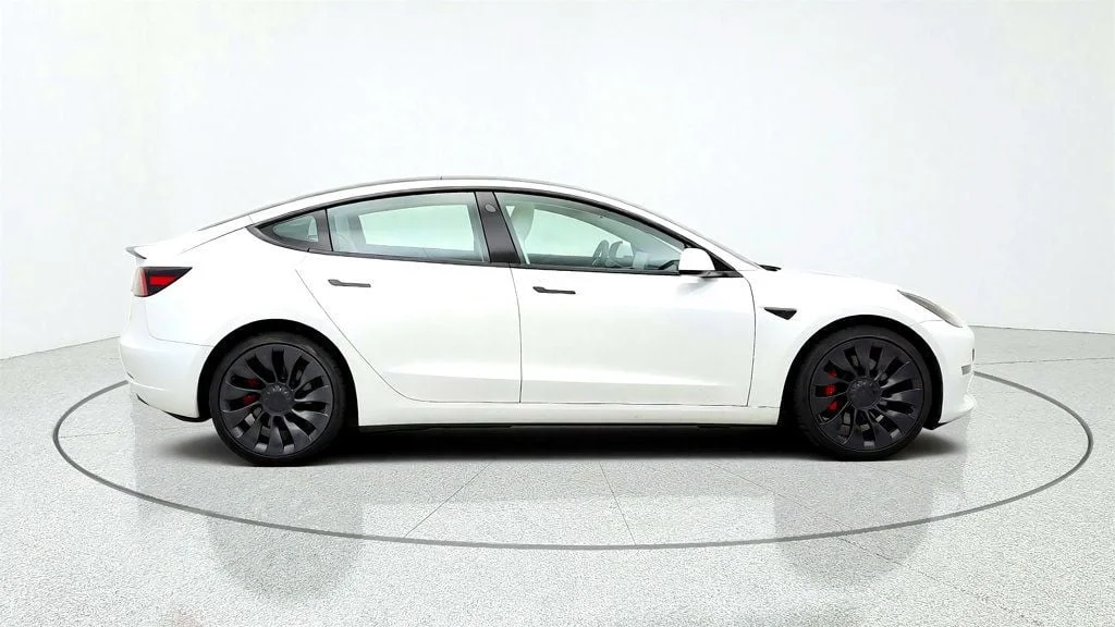 Used 2023 Pearl White Multi-Coat Tesla Performance AWD w/ White & Black Premium Interior image 4