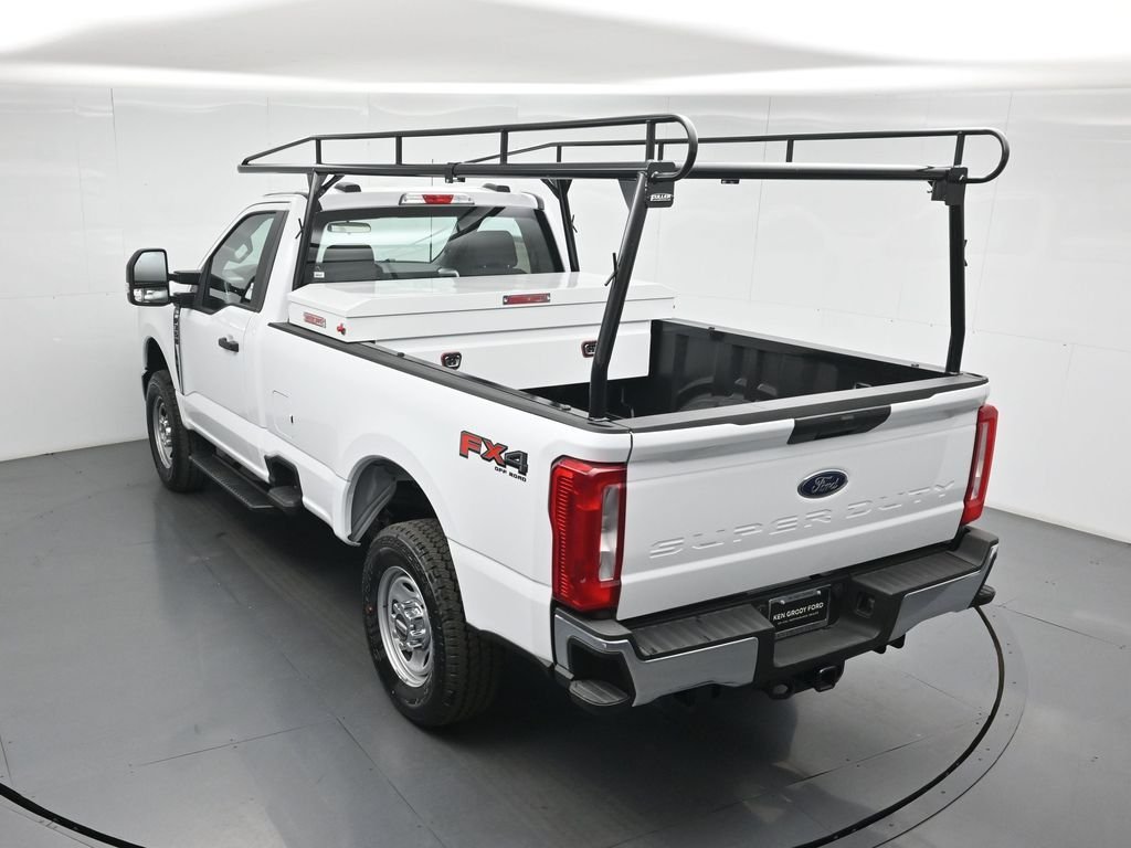 New 2026 Oxford White Ford XL image 33