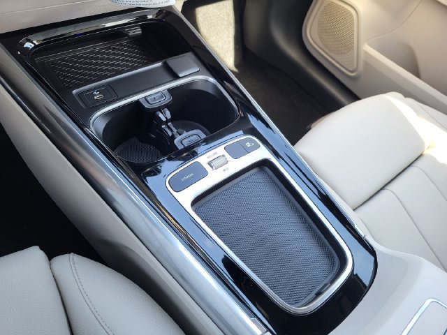 New 2026 Mountain Grey Metallic Mercedes-Benz GLA 250 image 22