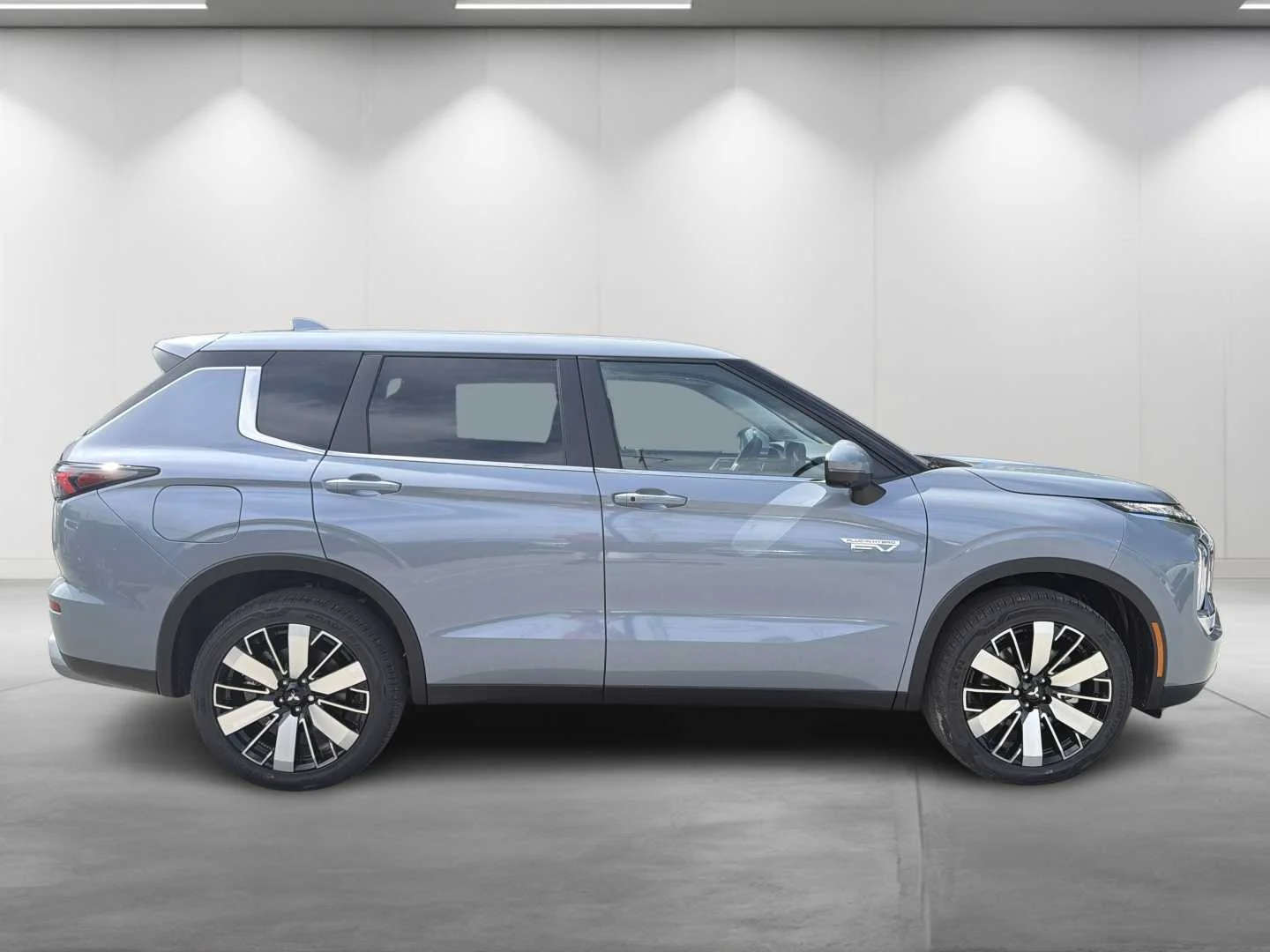 New 2026 Moonstone Gray Metallic Mitsubishi SE S-AWC image 8