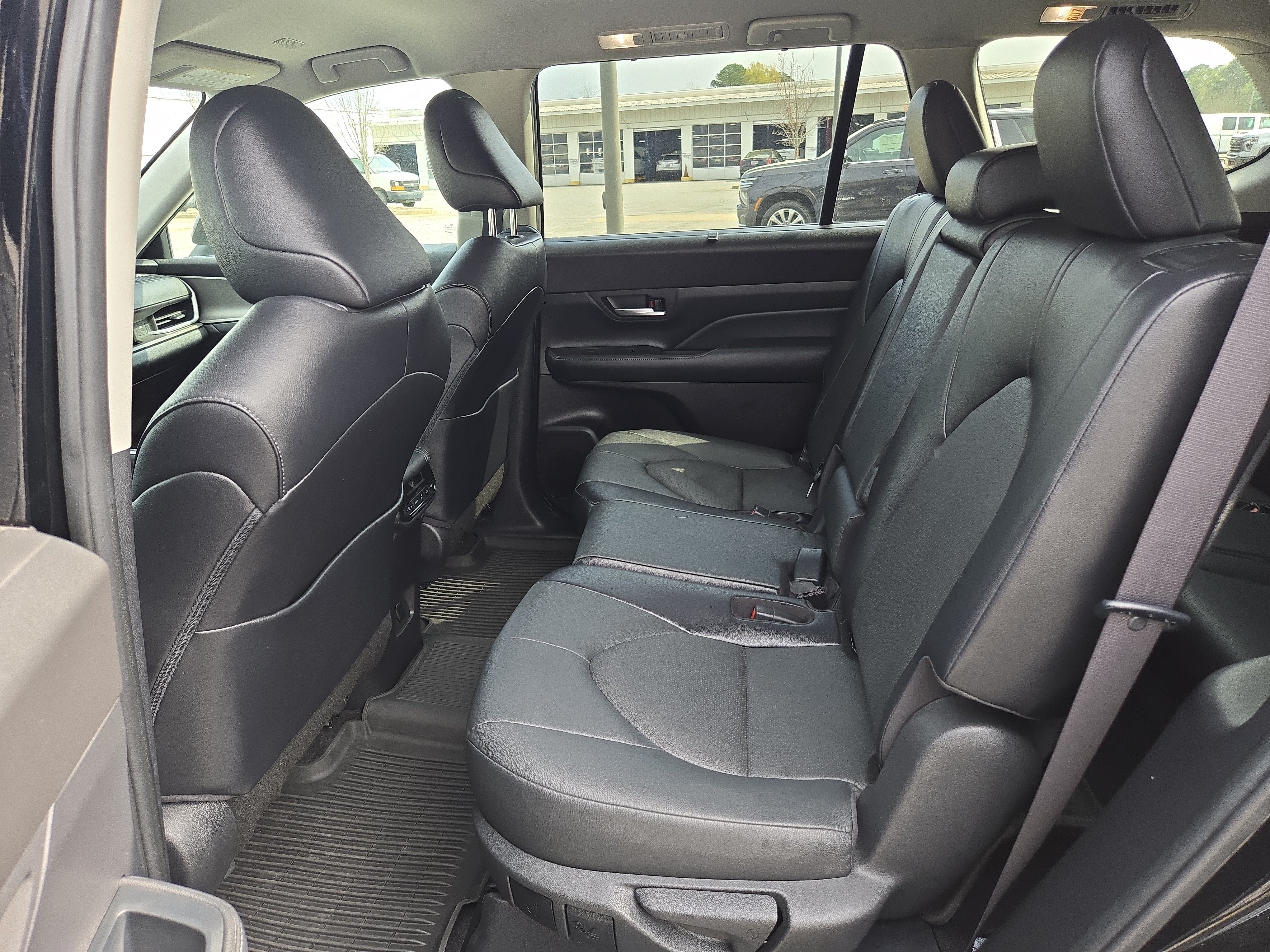 Used 2024 Black Toyota XLE image 20