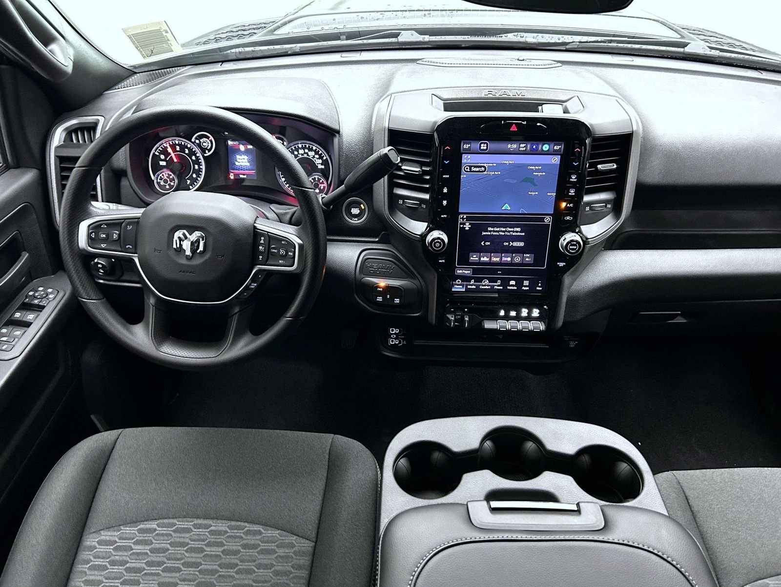 New 2026 Diamond Black Crystal Pearlcoat RAM Black Express image 14