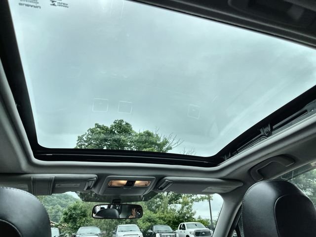 Used 2017 Silver Subaru 2.5i Touring image 18