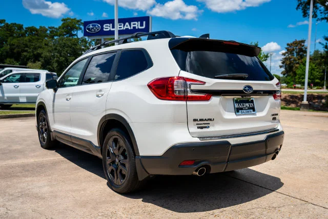 Certified Used 2023 Crystal White Pearl Subaru Onyx Edition Limited image 4