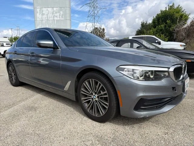 2019 BMW 5 Series 530i