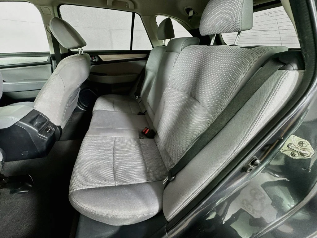 Used 2019 Gray Subaru 2.5i Premium image 30