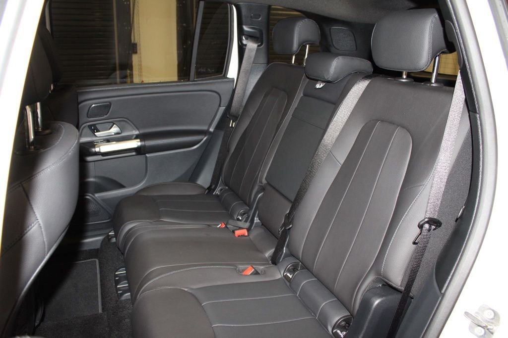 Certified Used 2026  Mercedes-Benz GLB 250 image 33