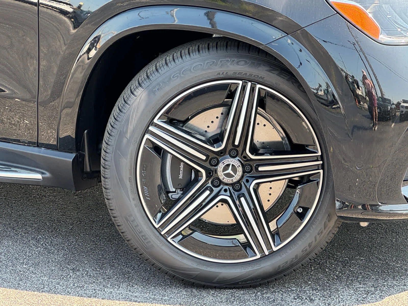 New 2026 Black Mercedes-Benz GLE 450 image 2
