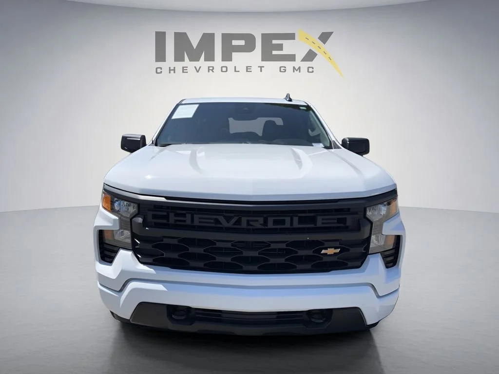 Used 2024 Summit White Chevrolet Custom image 8