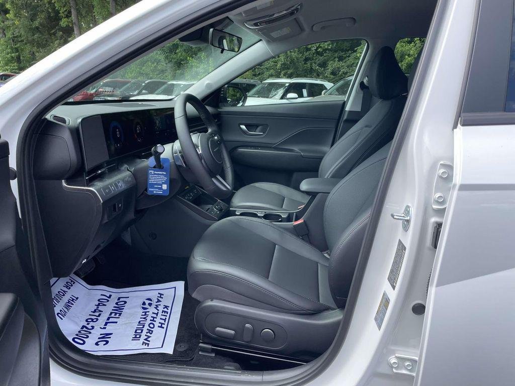 New 2026 White Hyundai SEL Premium AWD image 15