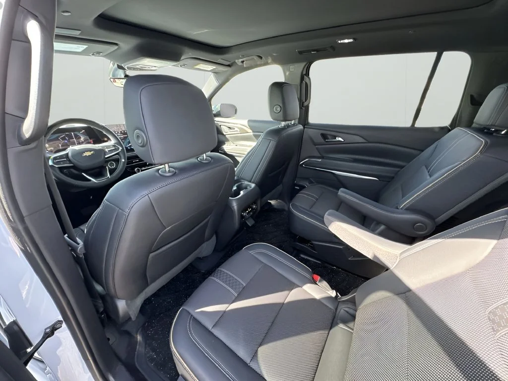 Used 2026 Polar White Tricoat Chevrolet High Country image 22