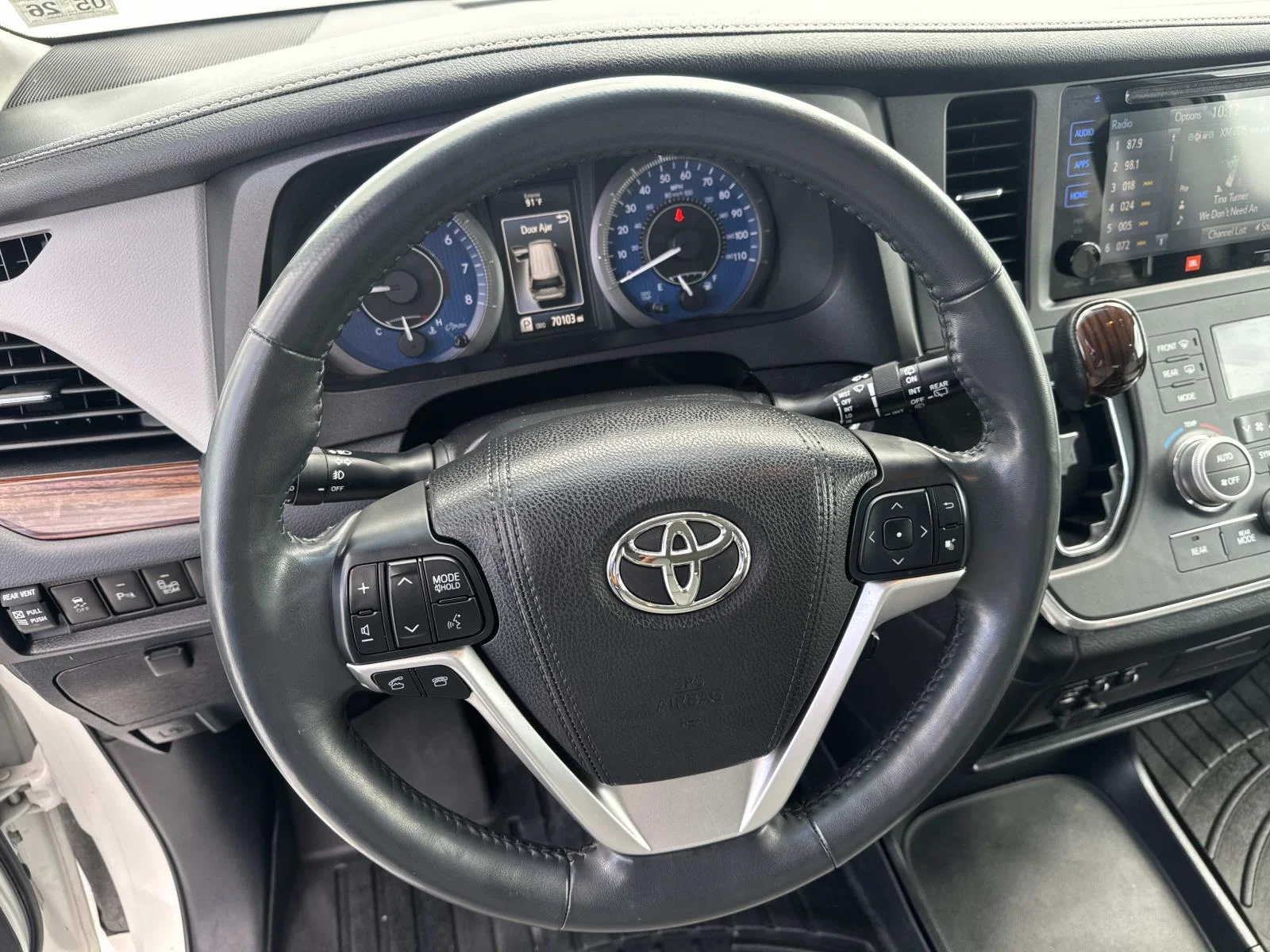 Used 2017 Blizzard Pearl Toyota Limited 7-Passenger image 22
