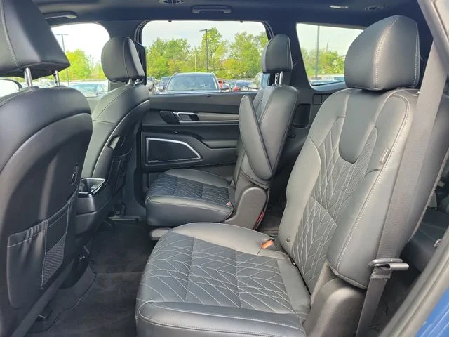 Used 2023 Black Kia SX X-Line image 11