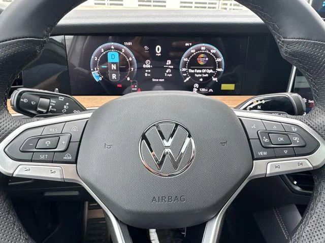 New 2026 White/off-white Volkswagen SEL R-Line Turbo image 17