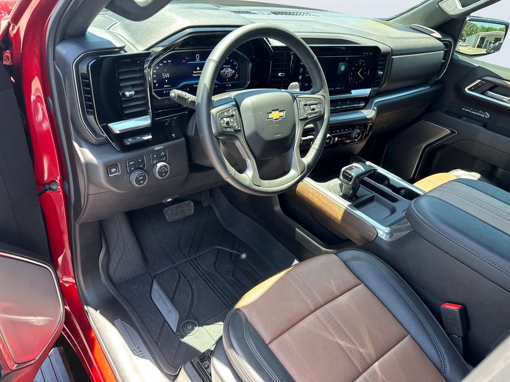 2025 Chevrolet Silverado 1500 High Country - Photo 12