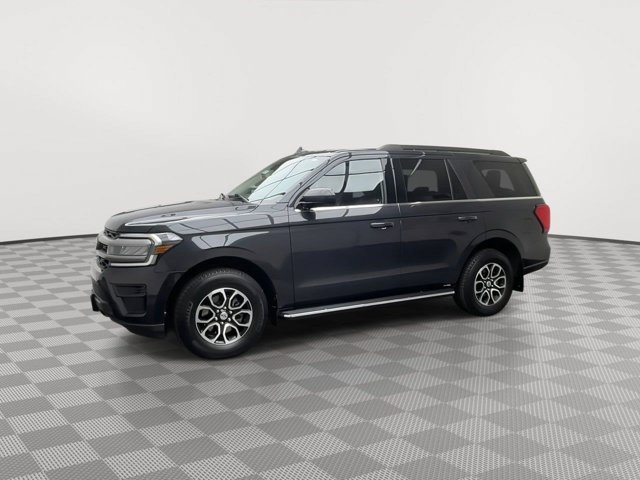 Used 2023 Dark Matter Gray Ford XLT image 38