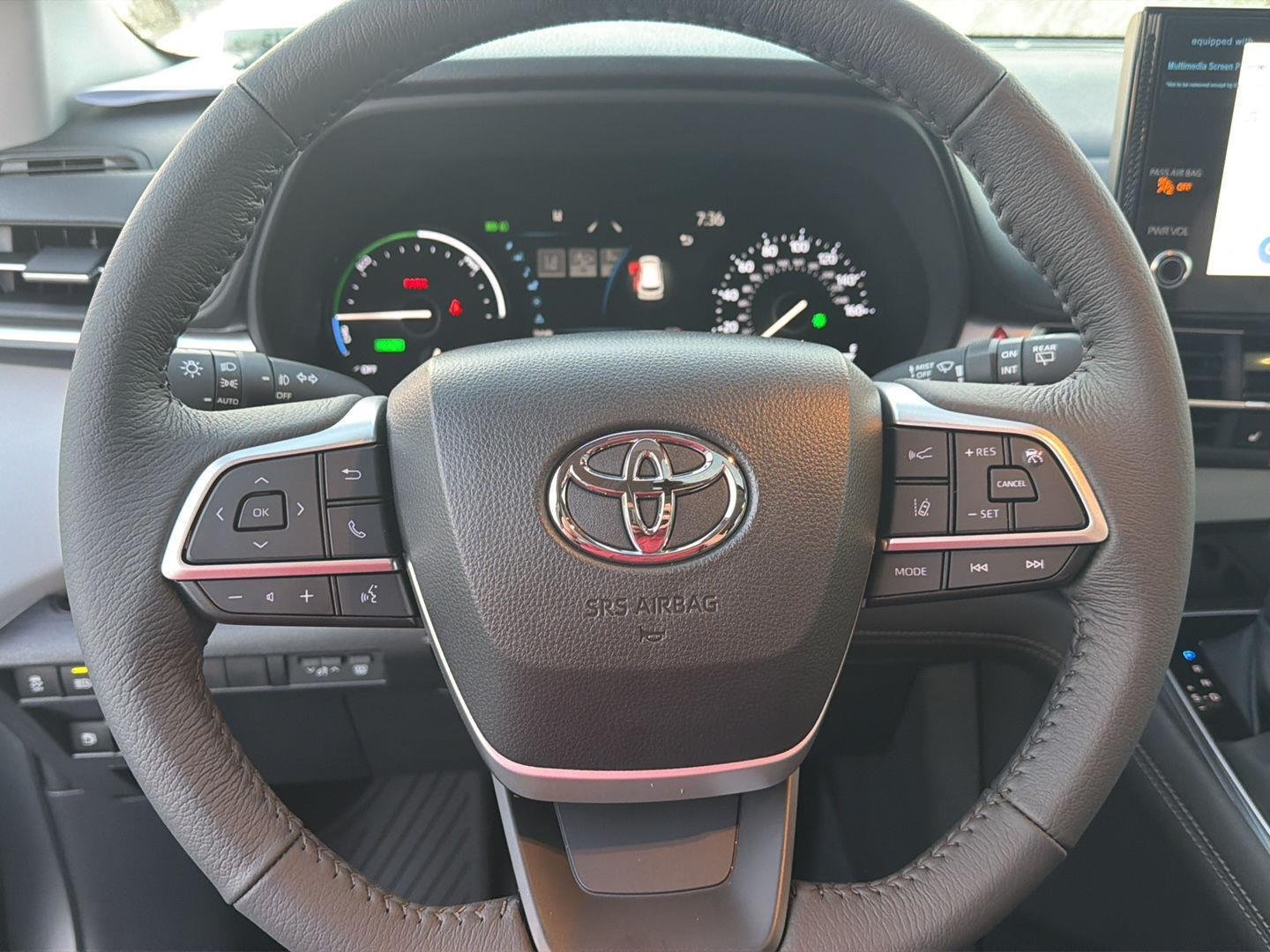 New 2026 Heavy Metal Toyota XLE 8-Passenger image 19