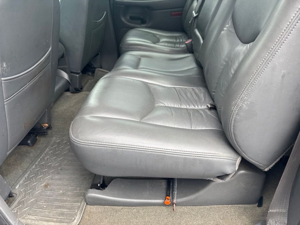 Used 2007 Gray Chevrolet LT image 9