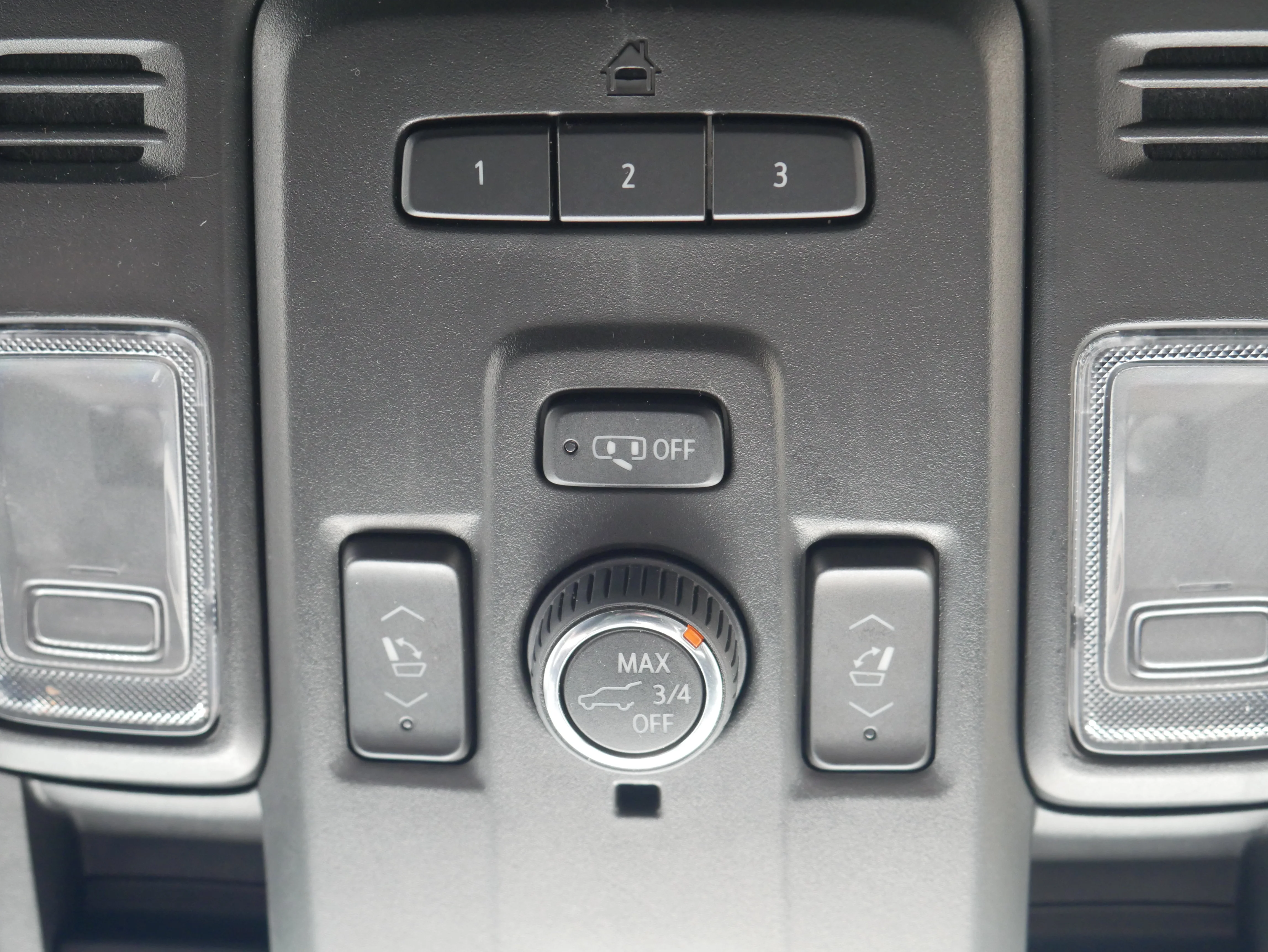 2023 Chevrolet Tahoe LT - Photo 35