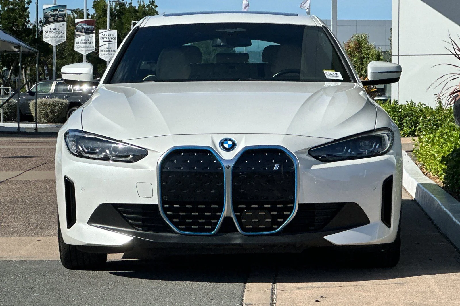 Used 2023 White Metallic BMW eDrive35 image 6