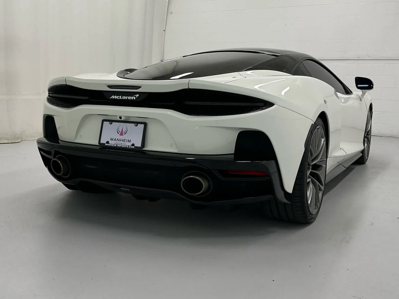 Used 2021 White McLaren  image 6