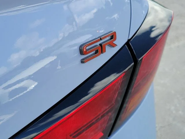New 2026 Gray Sky Pearl / Super Black Two-tone Nissan SR image 8