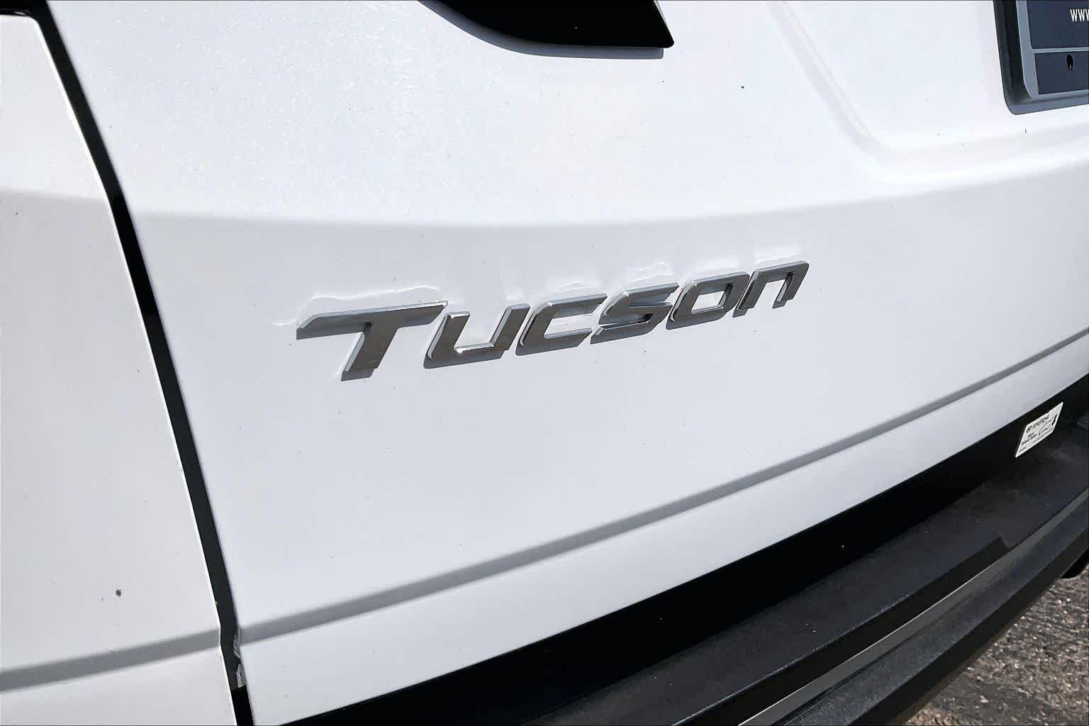 Used 2024 White Pearl Hyundai SEL image 29