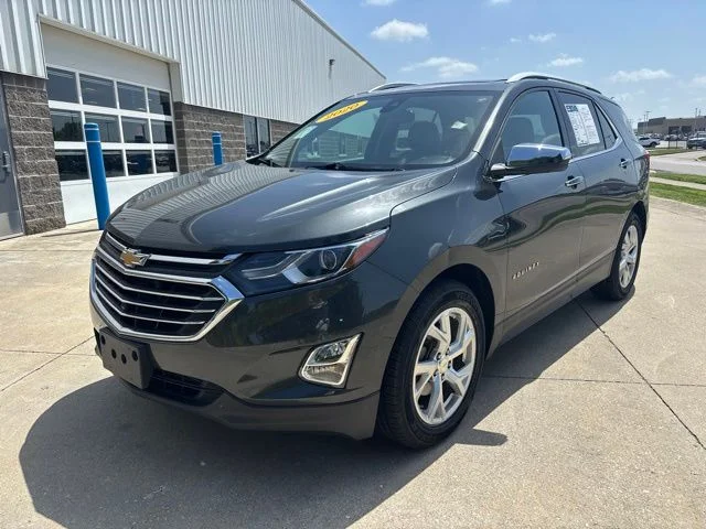 Used 2020 Nightfall Gray Metallic Chevrolet Premier image 4
