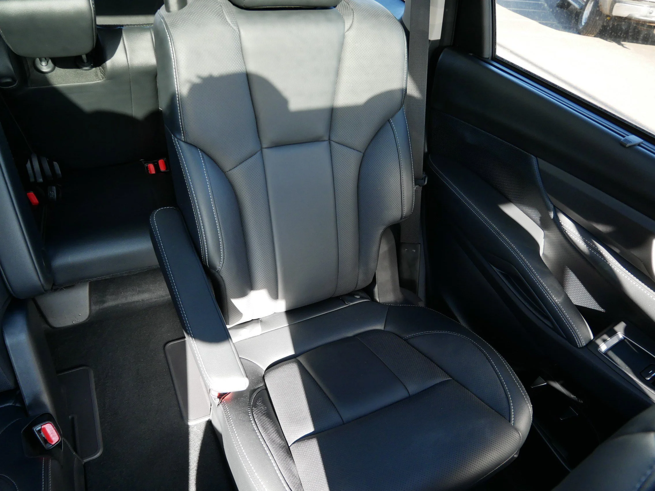 Used 2023 Crimson Red Pearl Subaru Limited image 14