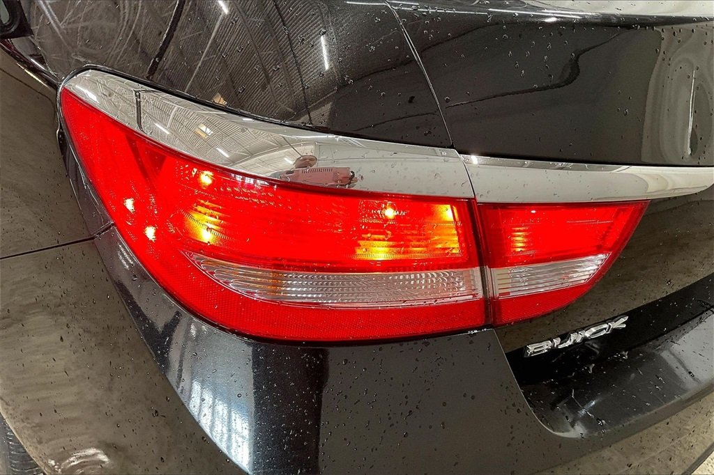 2013 BUICK VERANO - Image 29