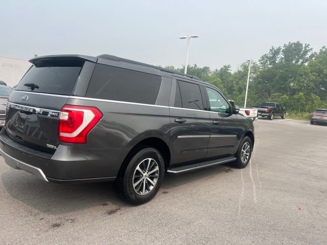 Used 2019 Magnetic Metallic Ford XLT image 2
