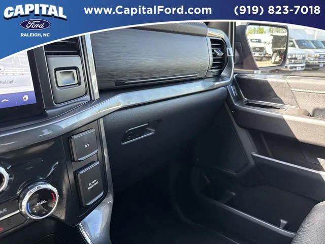 Used 2023 Blue Ford XLT image 28