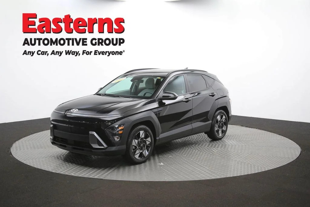 Used 2024 Black Hyundai SEL image 35