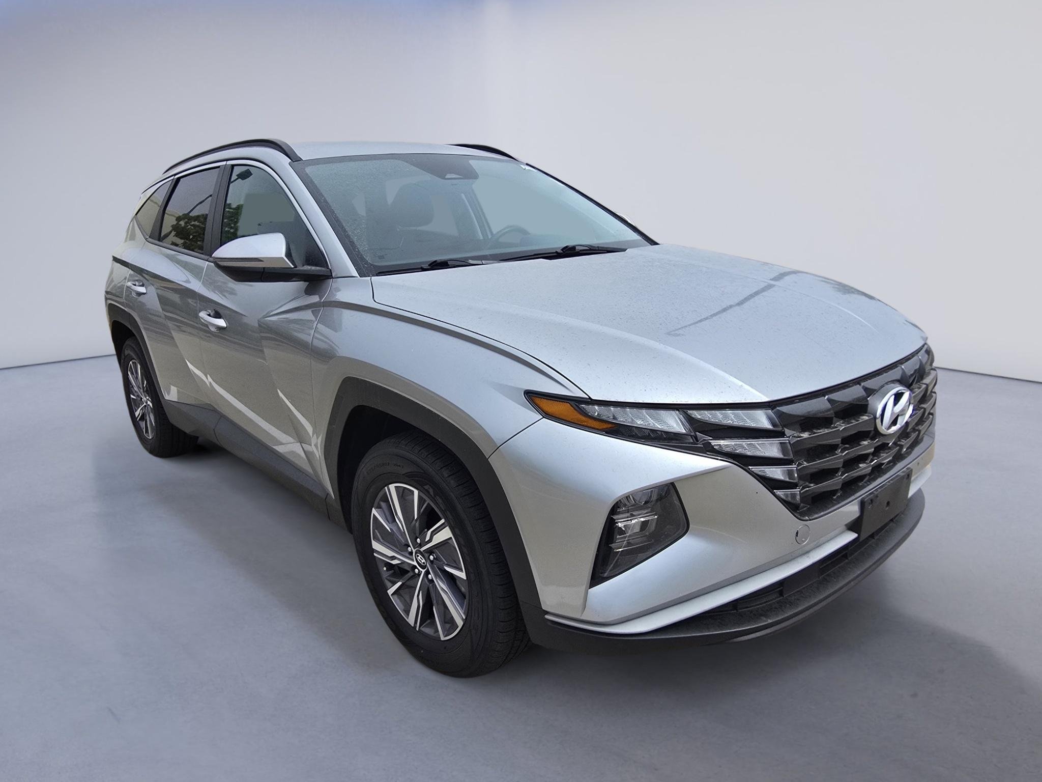 Used 2023 Shimmering Silver Hyundai Blue image 7