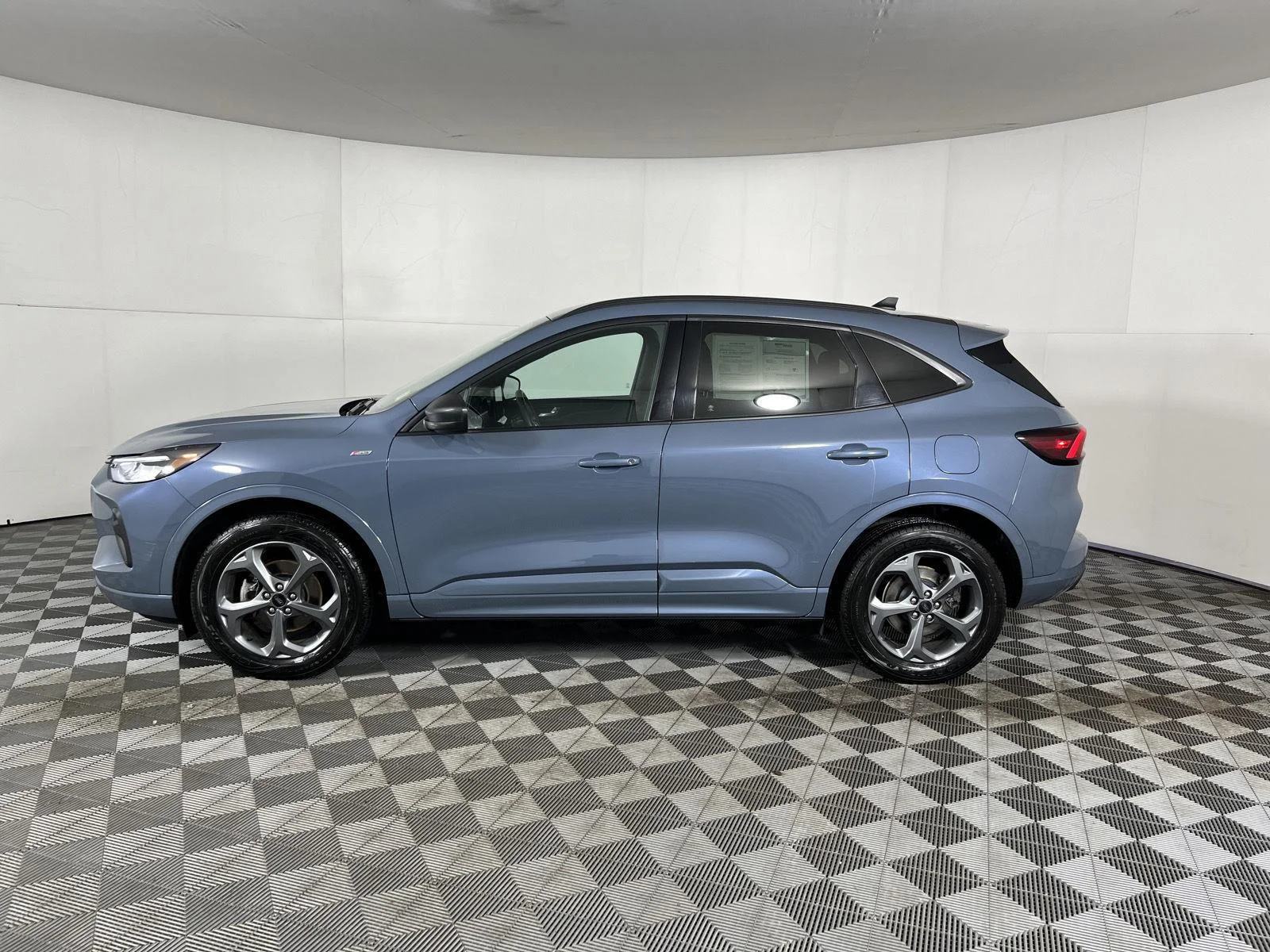 Used 2023 Vapor Blue Ford ST-Line image 18