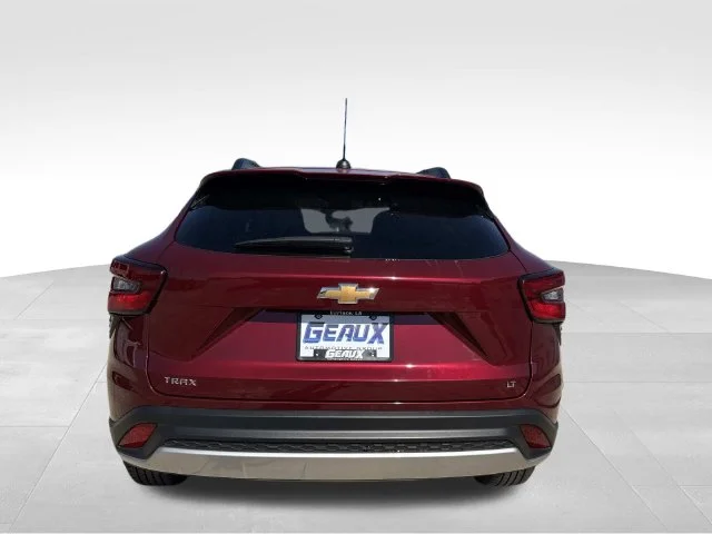 Used 2025 Red Chevrolet LT image 10