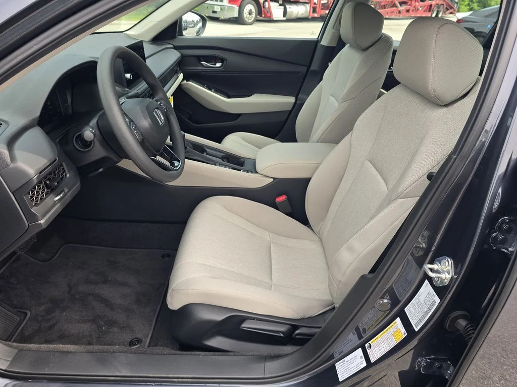 New 2026 Meteorite Gray Metallic Honda LX image 12