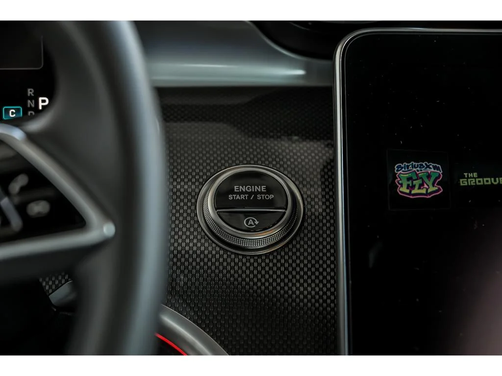 2025 Mercedes-Benz C-Class Sedan C 300 - Photo 18